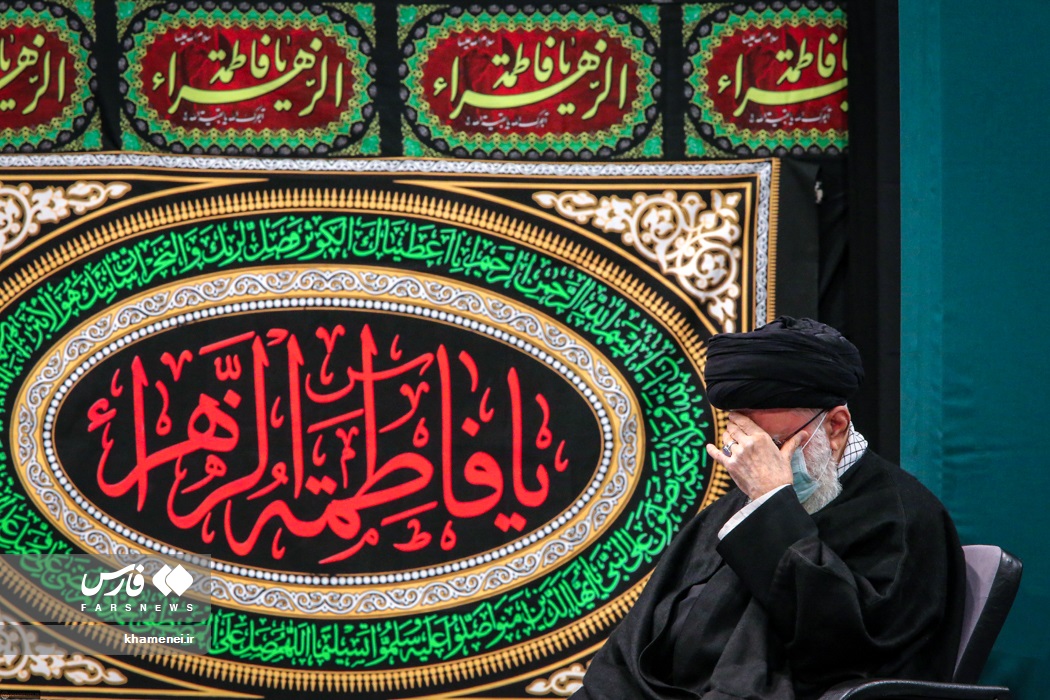 إحياء الليلة الثالثة من مراسم عزاء السيدة فاطمة الزهراء (ع) بحضور قائد الثورة 