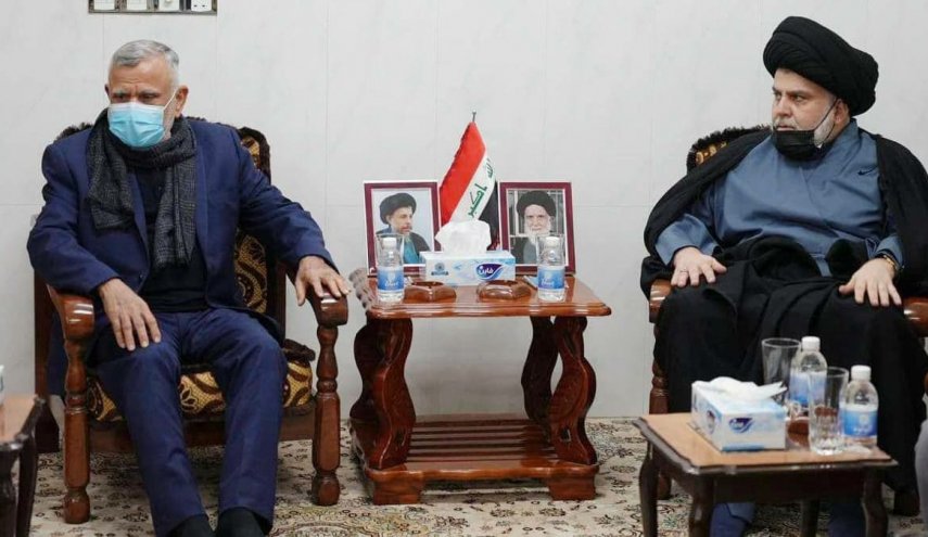 العراق... مقتدى الصدر يستقبل العامري في النجف
