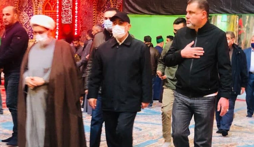 بالصور.. قائد فيلق القدس يزور ضريح الامام الحسين عليه السلام