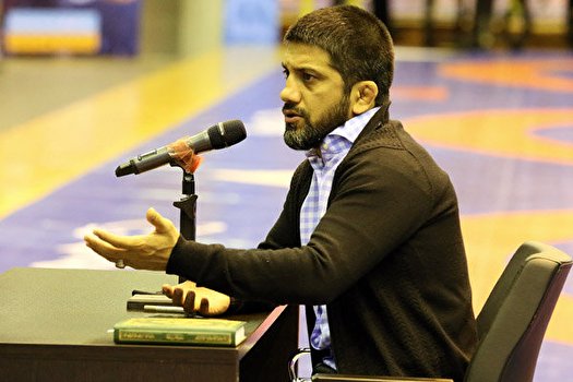 خط و نشان رئيس فدراسيون كشتي براي آمريكا