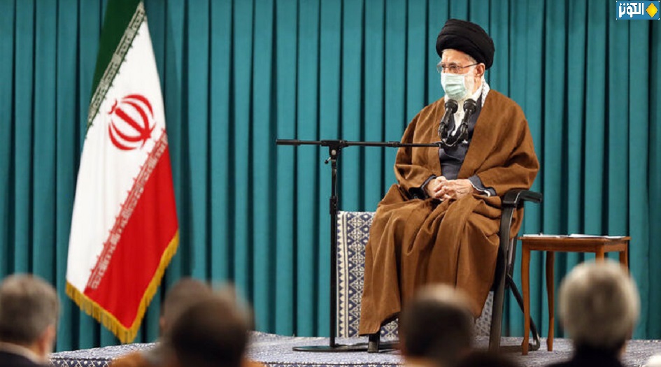 الامام الخامنئي  يستقبل جمع  من منشدي وذاكري مناقب أهل البيت (ع) + صور