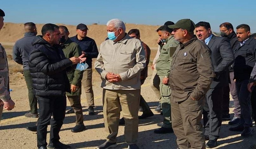 العراق.. الفياض يتفقد نقاط انتشار الحشد الشعبي في ديالى (صور)
