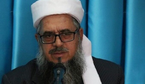 خطيب أهل السنة في شرق ايران: مشاركة الشعب في مسيرات ذكرى انتصار الثورة تؤكد تمسكه بمبادئها