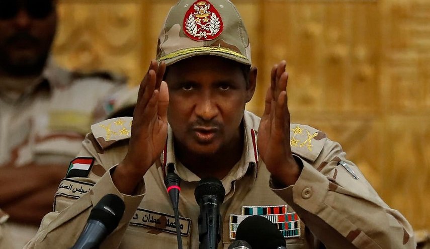 "حميدتي" يدعو لحل أزمة السودان بالتوافق على خارطة طريق
