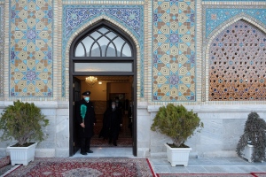 شاهد.. افتتاح مدخل الجانب الجنوبي لرواق السيدة الزهراء (عليها السلام) في الحرم الرضوي المطهر