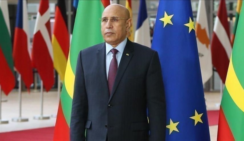 الرئيس الموريتاني يدعو إلى اليقظة على الحدود المالية