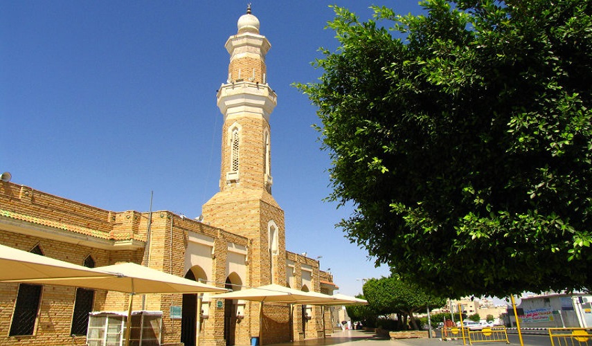 مواقيت الأمساك والأذان لمدينة القطيف وضواحيها ليوم الثلاثاء