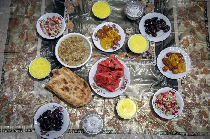 راهكار‌هايي براي تنظيم رژيم غذايي در ماه رمضان