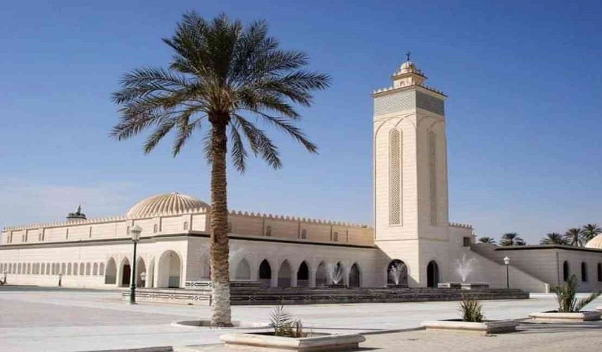 أوقات الأمساك والأذان للعاصمة الجزائرية الجزائر ليوم الأثنين
