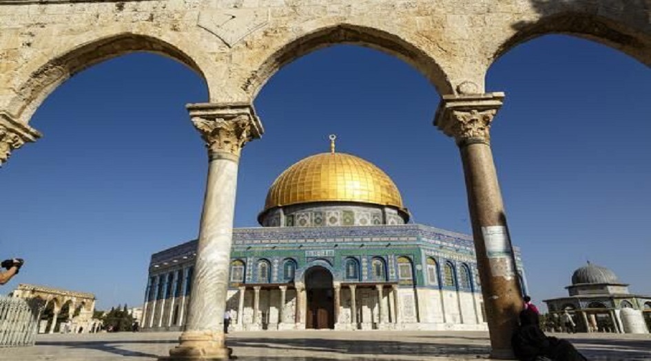 ومضات من كلام الامام الخامنئي عن فلسطين والقدس الشريف