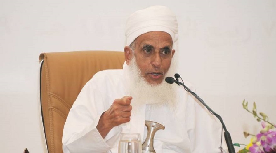 مفتي عمان ينتقد التطبيع مع الاحتلال الصهيوني
