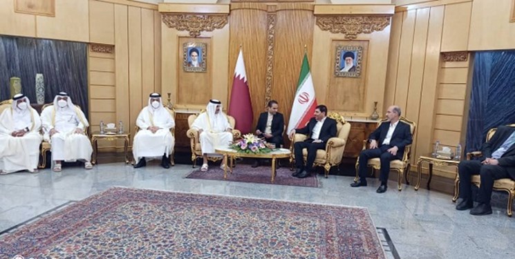 امير قطر يصل طهران على رأس وفد رفيع