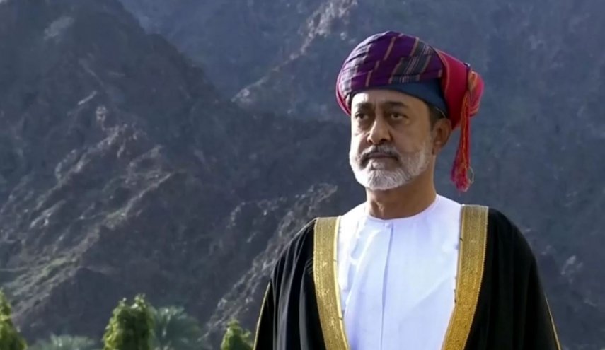 سلطان عمان يصدر مرسوما ساميا بشأن التعاون مع إيران
