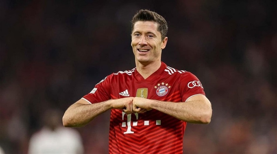 ليفاندوفسكي ينهي حرب برشلونة وباريس