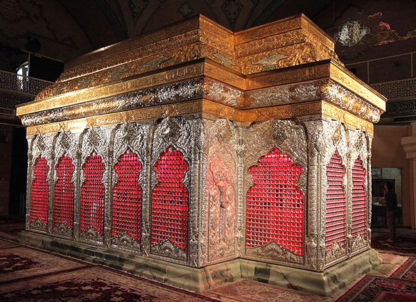 عزت نفس امام حسين (ع) در كلام
