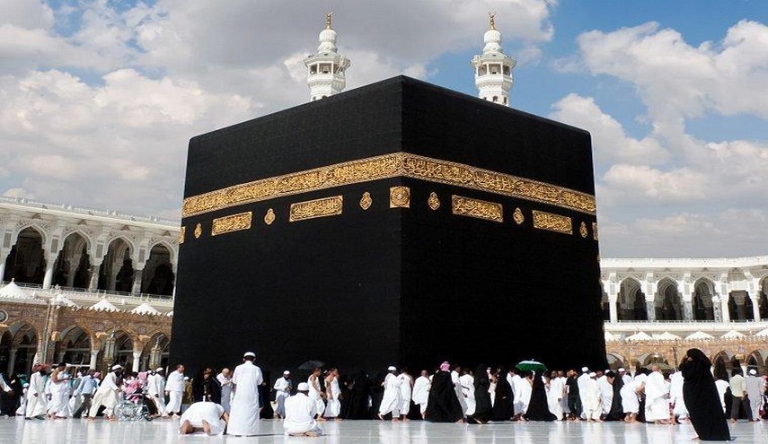 بنو أمية يهدمون الكعبة المشرفة مرتين
