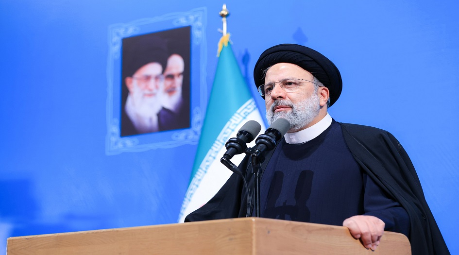 الرئيس الايراني: الطلبة الجامعيين هم بناة المستقبل للبلد