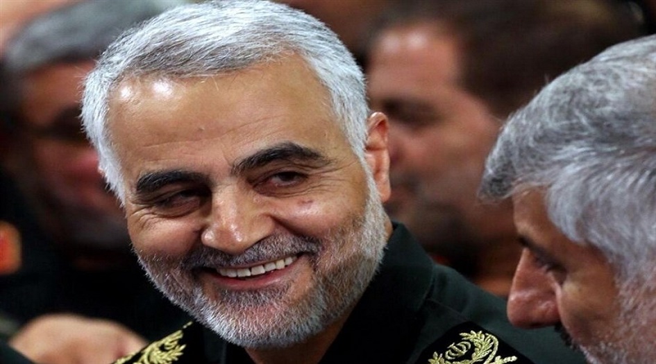 الشهيد قاسم سليماني مخاطباً السياسيين في البلاد