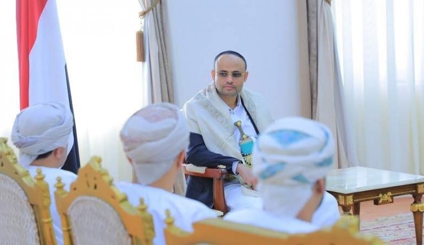 المشاط يناقش مع الوفد العماني ما يتعلق بمسار السلام