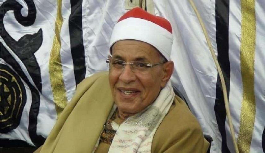من هو الشيخ الذي قرأ القرآن في الأقصى وتنبأ بوفاته؟
