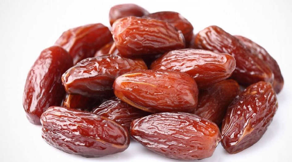 الكشف عن الفوائد المذهلة لكسر الصيام على التمر  