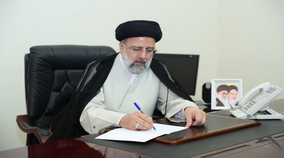 الرئيس الايراني يعزي باستشهاد آية الله سليماني ويوعز باتخاذ الاجراءات اللازمة لتحديد سبب الاستشهاد