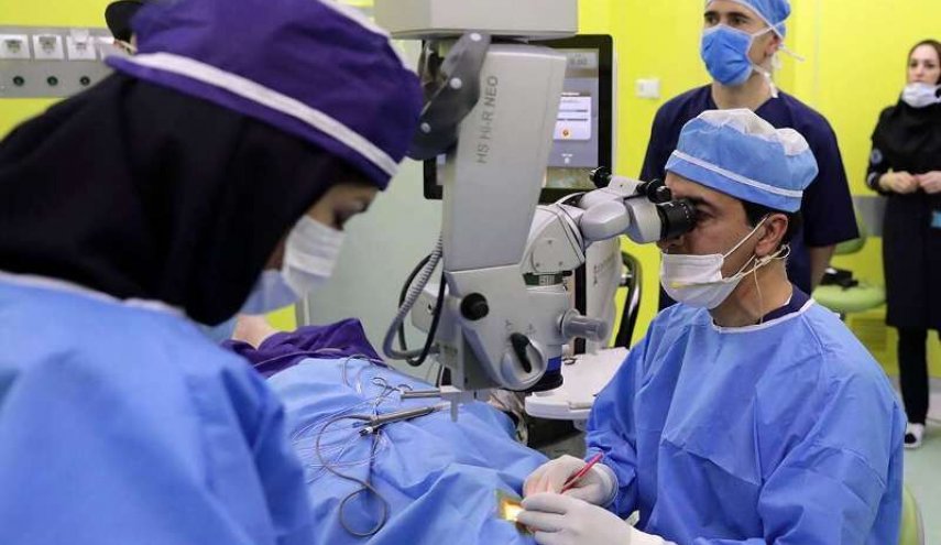 إيران تحقق الاكتفاء الذاتي في إنتاج القرنية الاصطناعية