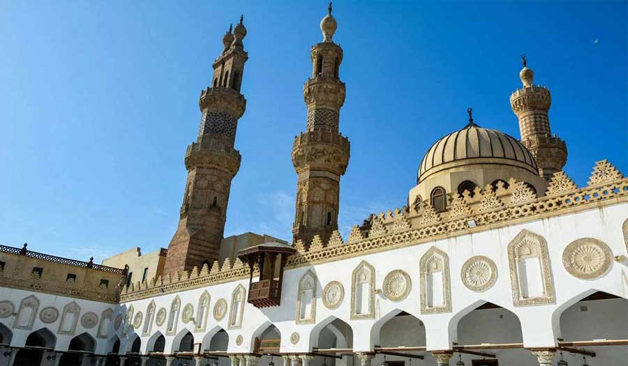 الأزهر يدعو الى اتخاذ مواقف صارمة تجاه سياسات السويد الهمجية والمعادية للإسلام
