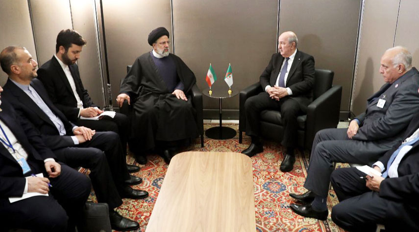  رئيسي: ينبغي تطوير العلاقات بين ايران والجزائر 