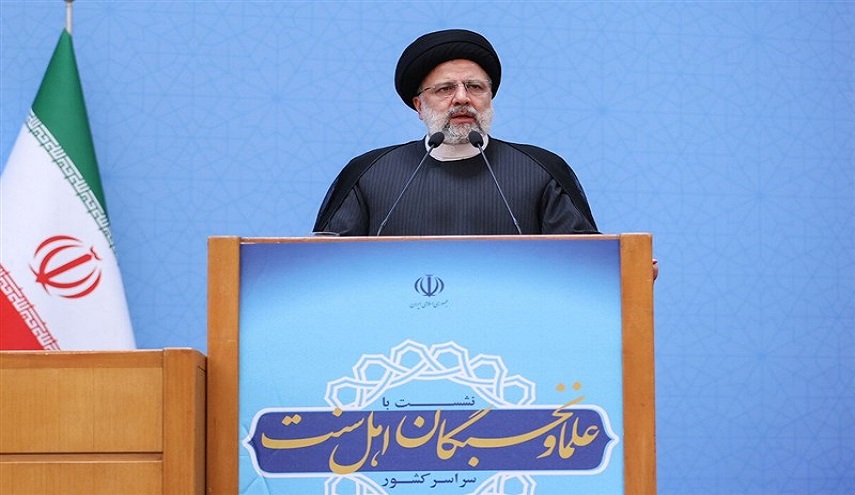  رئيسي : ايران تنتج أكثر من 95% من أدوية البلاد 