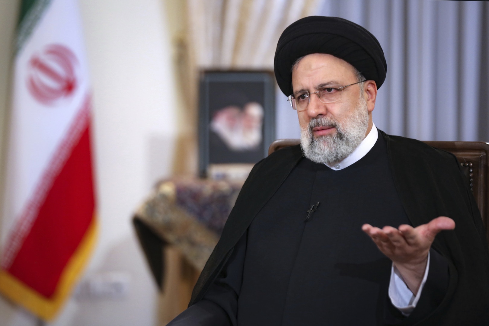  الرئيس الايراني: الصهاينة يعرضون امن المنطقة للخطر 