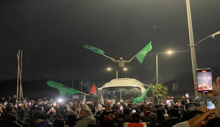  المقاومة تفي بالوعد والاحتفالات تعم فلسطين 
