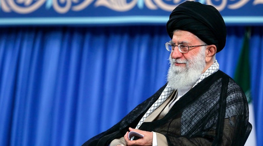  الامام الخامنئي يستقبل أئمة الجمعة يوم الثلاثاء 