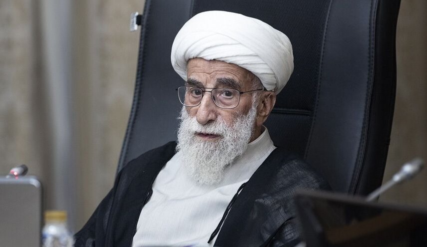  آية الله جنتي يدعو الشعب للمشاركة القصوى في الانتخابات 