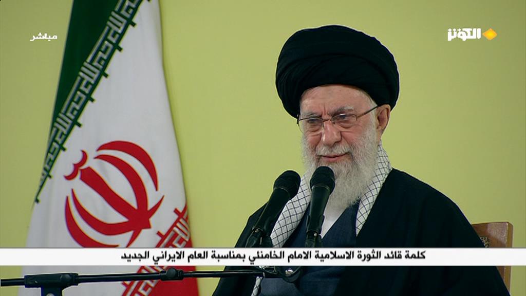 الامام الخامنئي يؤكد ضرورة توسيع العلاقات مع العالم وتحويل مذكرات التعاون الى اتفاقيات ثنائية 