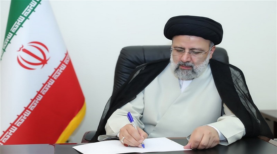 الرئيس الايراني يعزي اسماعيل هنية باستشهاد ابنائه واحفاده 