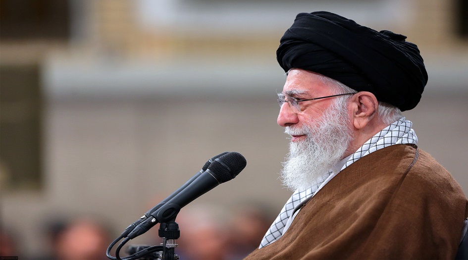 الامام الخامنئي: من المستحيل ان تخضع ايران للعقوبات