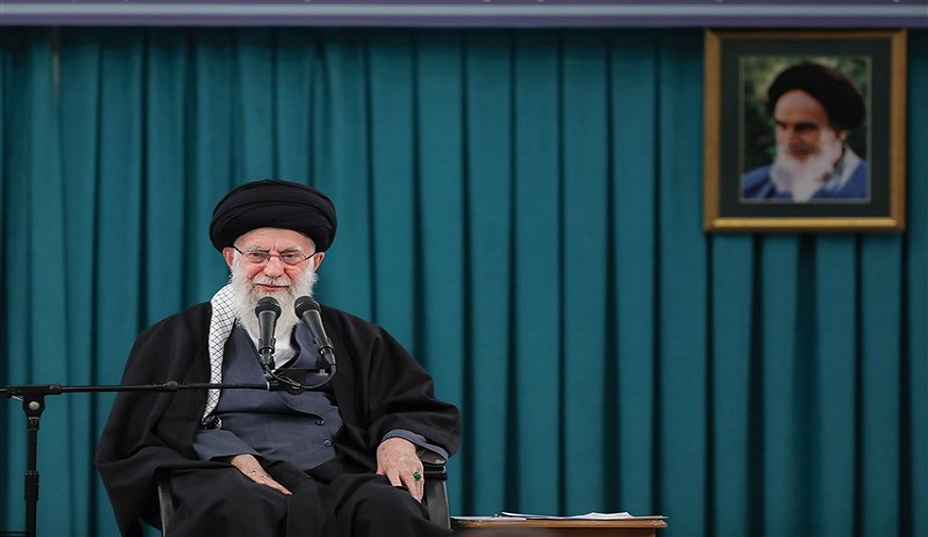  الإمام الخامنئي يوجه رسالة إلى الطلاب الجامعيين في أمريكا المدافعين عن غزة 