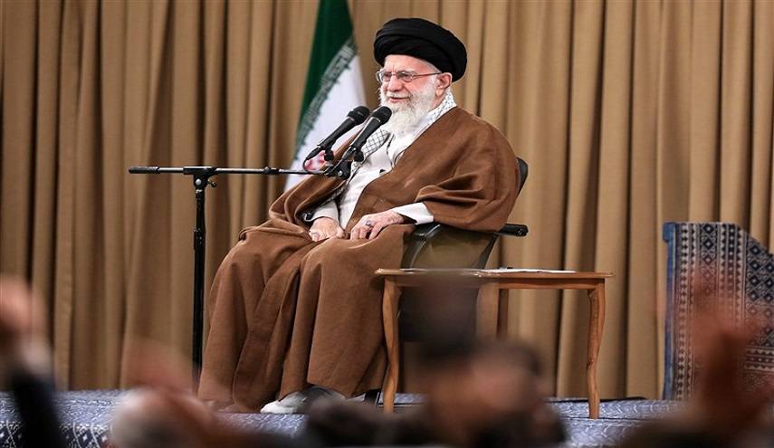 الإمام الخامنئي يوافق على العفو أو تخفيف العقوبة عن 2654 محكوماً