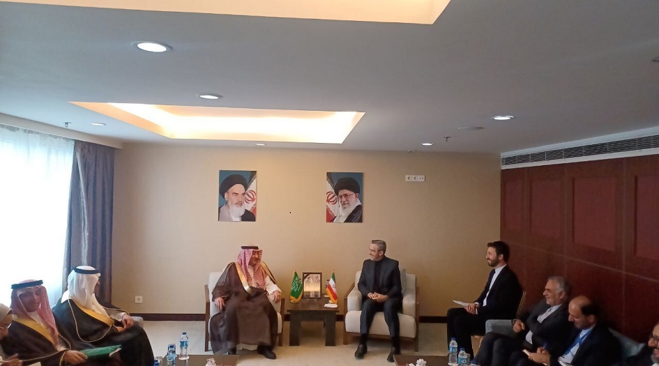 لقاء بين نائب وزير الخارجية السعودي و باقري كني في طهران