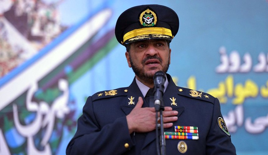 الجيش الإيراني يفتتح مركزا متطورا للحرب الالكترونية شرقي البلاد 