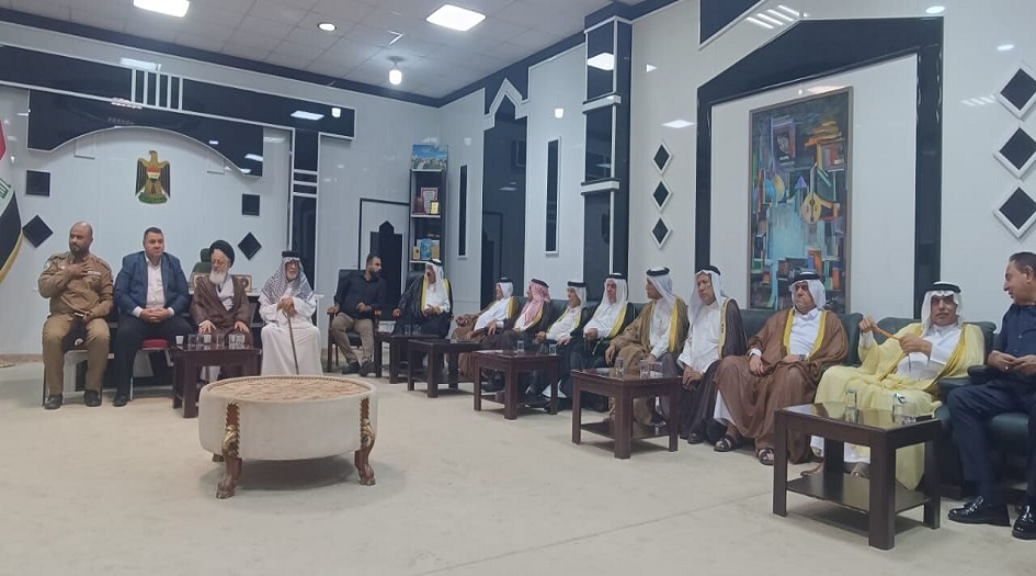 ممثل الامام الخامنئي في العراق  يشيد باقامة المواكب المشتركة بين إيران والعراق