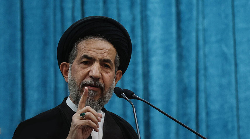 خطيب جمعة طهران: لولا الرؤية السامية لقائد الثورة لما تعزز اقتدار محور المقاومة