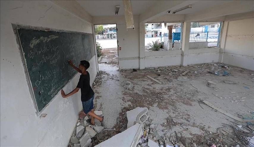 للعام الثاني على التوالي.. الاحتلال الصهيوني يحرم 650 ألف طالب في غزة من التعليم