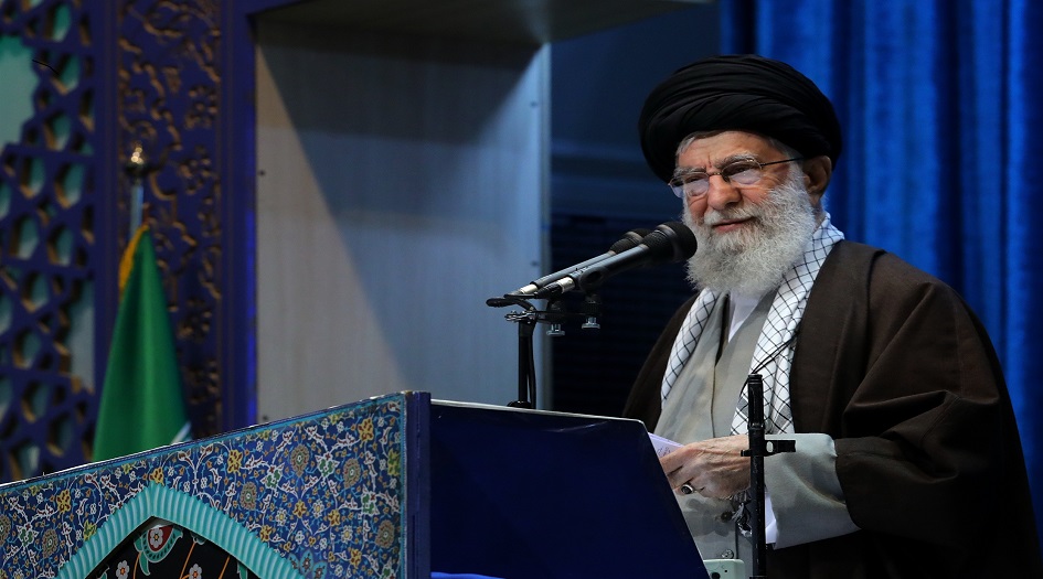 الامام الخامنئي يؤم صلاة الجمعة هذا الأسبوع في العاصمة طهران 