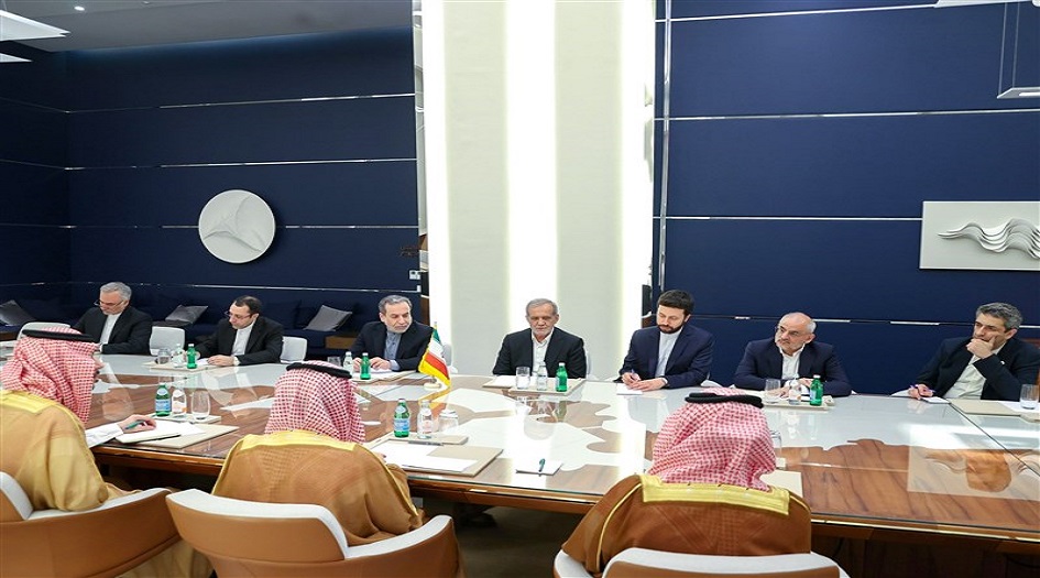  الرئيس بزشكيان يستقبل وزير الخارجية السعودي في الدوحة 