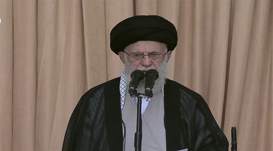  الإمام الخامنئي: الشعب الفلسطيني يمتلك كامل الحق بمواجهة العدو الصهيوني 