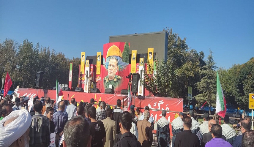 المحطة الأخيرة.. تشييع مهيب للشهيد نيلفروشان بإصفهان 