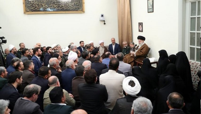 شكست مفتضحانه فرهنگ غربي و رسوايي سياستمداران غرب