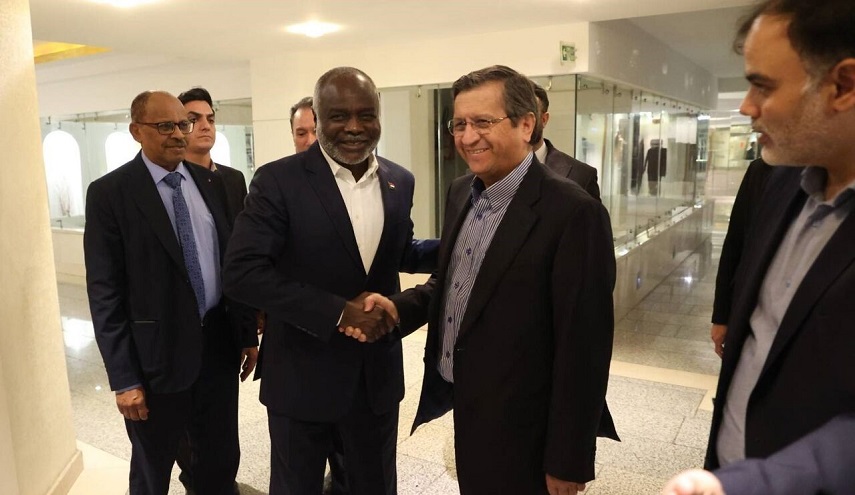  ايران و السودان تتفقان على تطوير التعاون الاقتصادي والتجاري بينهما 